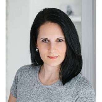 Elaine Yates