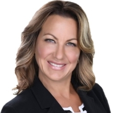 Colleen Lyle