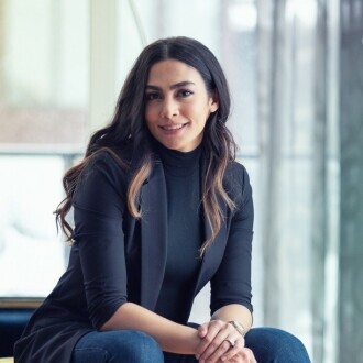 Saba Esfandiari