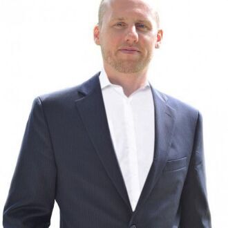 PETER RUSSELL Personal Real Estate Corporation